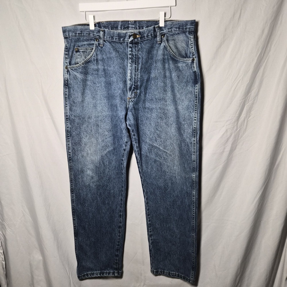 Wrangler Men's Jeans Blue‎ Size 40x30 Premium Quality Denim Regular Fit 96501DS